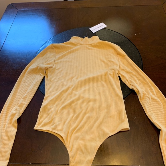 Brand new urban planet clothes - Picture 6 of 7